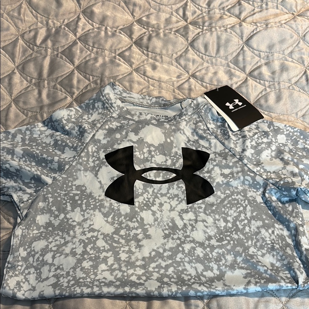 Under Armour Gray and White Short Sleeve Tee